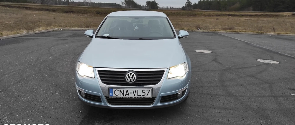 Volkswagen Passat cena 11400 przebieg: 225000, rok produkcji 2005 z Wiązów małe 37